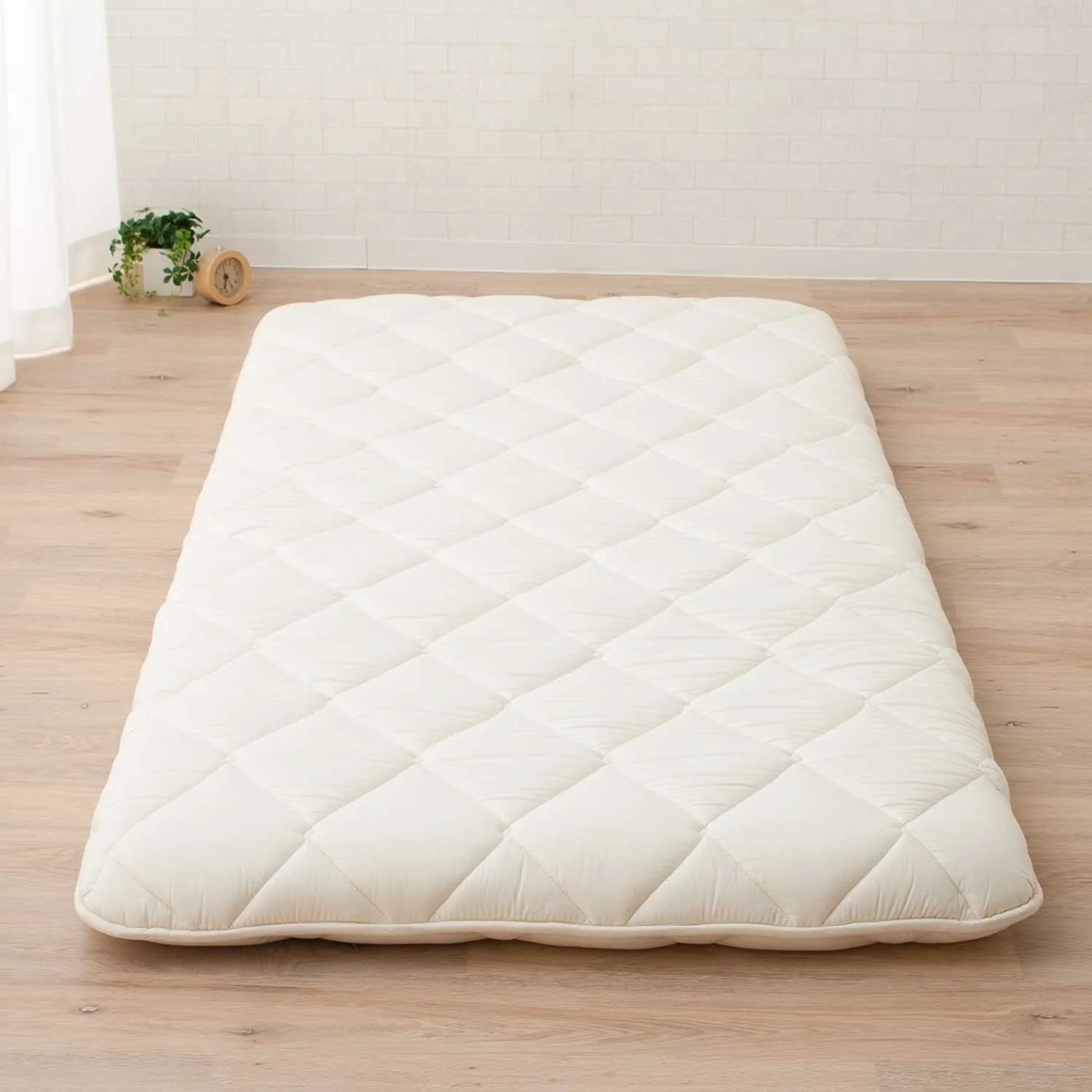 Emoor Japanese Futon Mattress Classe Full Made In Japan White, Foldable Floor Sleeping Bed Tatami Mat