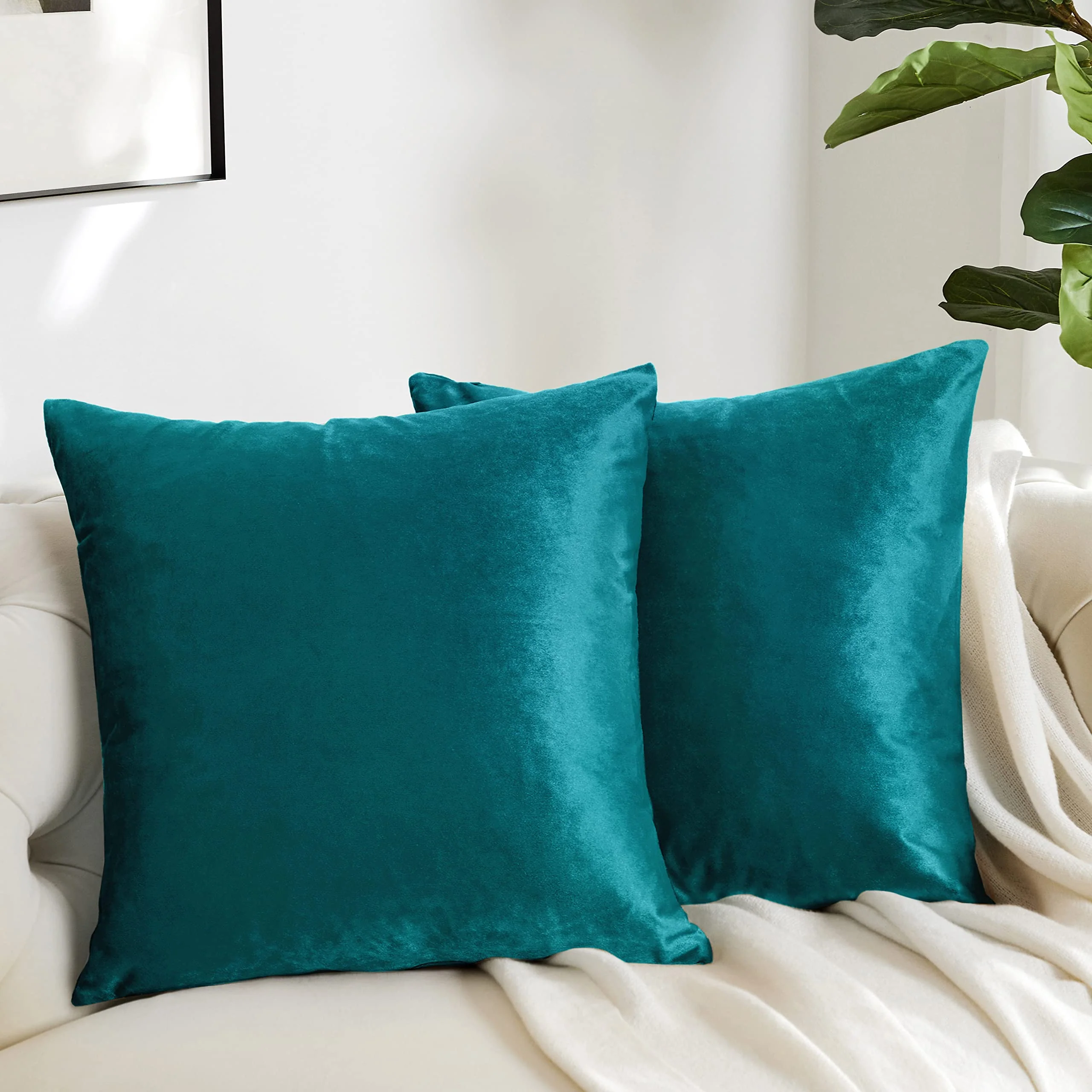 Gigizaza D Cor Throw Couch Pillow Covers Set Of 2,Sofa Cushion Teal Peacock Green Pillow Covers,Velvet Pillow Cases 24 X 24Inch