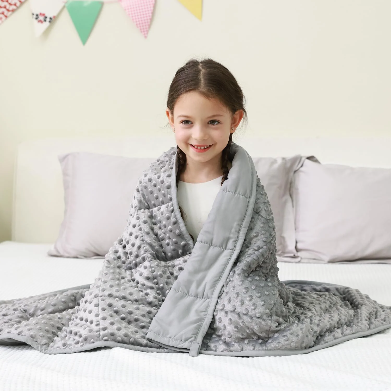 Mr. Sandman Weighted Blanket 7LBS 41 x 60 Inches, Minky Dots Heavy Blanket with Glass Beads, Soft and Cooling for School and Hom